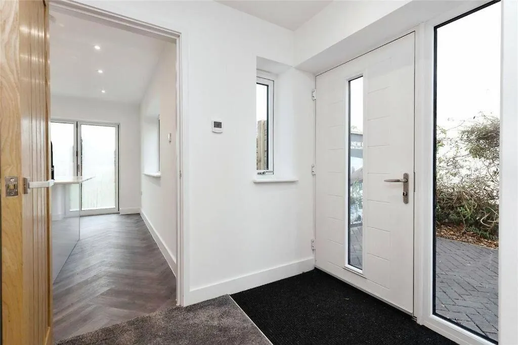Tatil Evi Brand New Modern Cheltenham Home GLOUCESTERSHIRE
