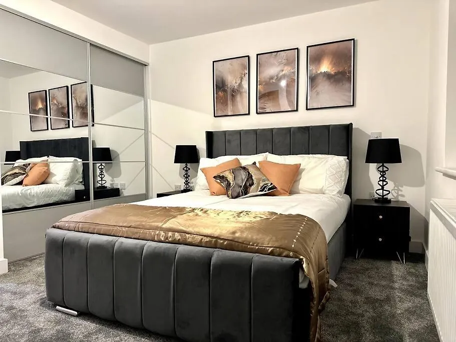 Brand New Modern Cheltenham Home GLOUCESTERSHIRE