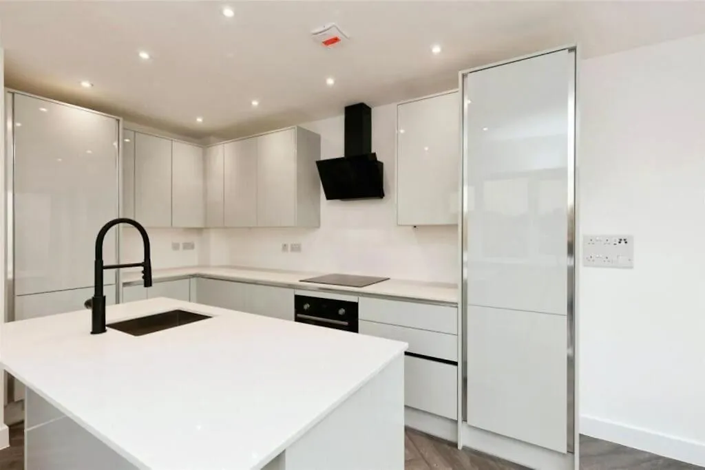 Brand New Modern Cheltenham Home GLOUCESTERSHIRE