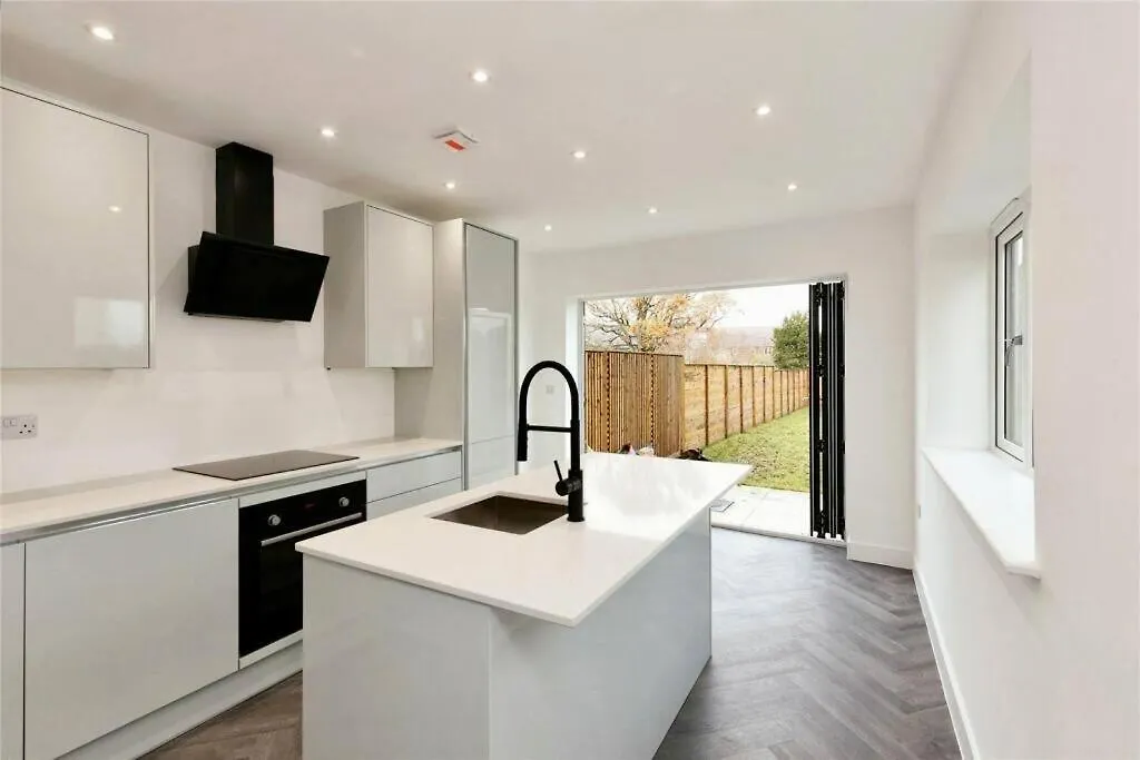 Holiday home Brand New Modern Cheltenham Home GLOUCESTERSHIRE United Kingdom